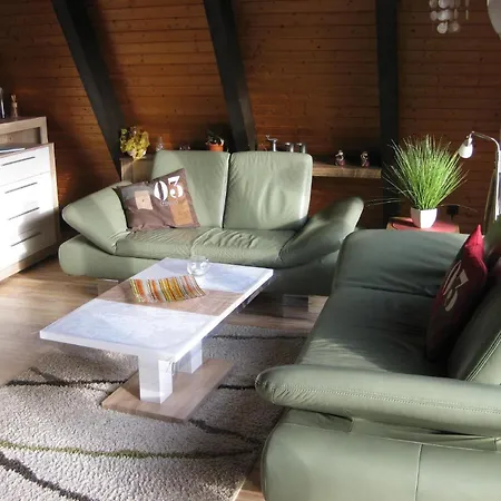 Holiday home In Machtlos Mit Gemeinschaftlichem Pool *